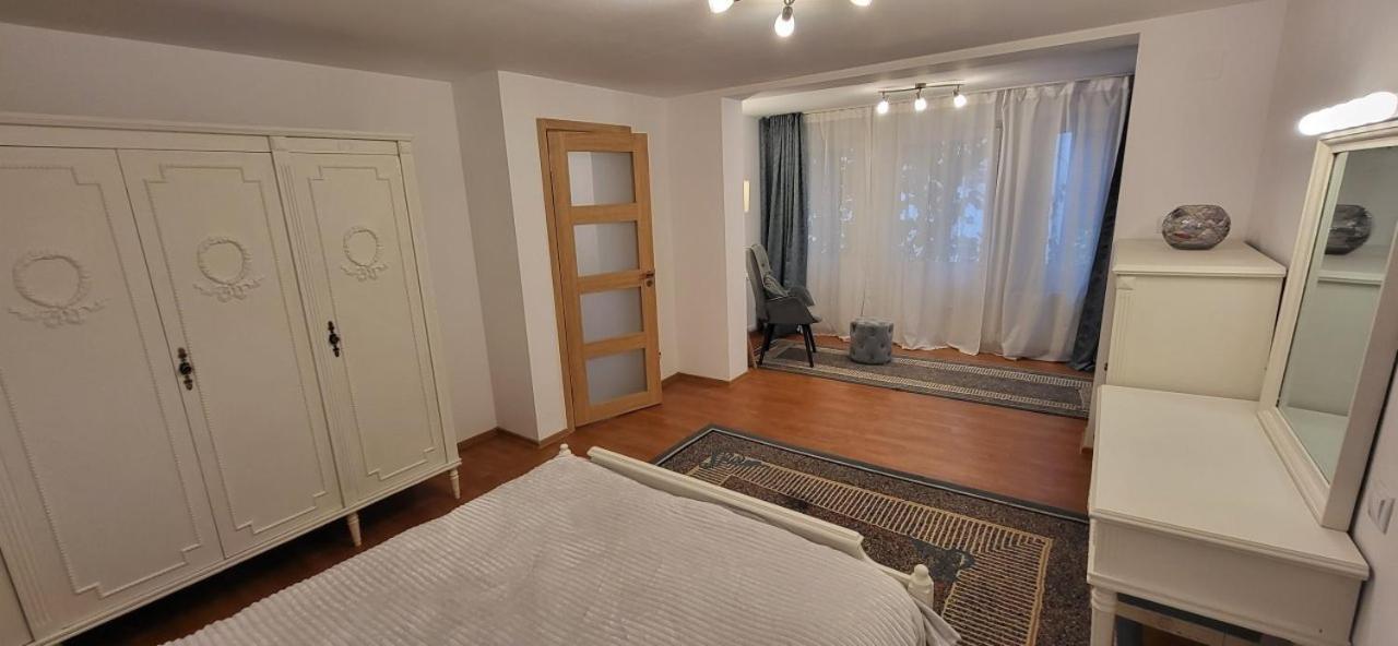 Cotroceni Upstairs Apartament Bucureşti